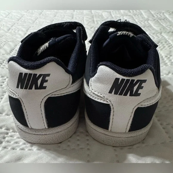 Nike Court Royale Navy White Velcro Preschooler 10.5C Running Shoes Sneakers - Picture 5 of 10